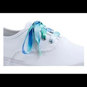 Spray Paint Shoelaces 💙💚💙